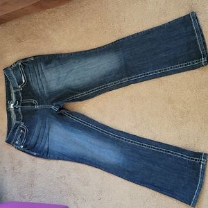 Maurices jeans
